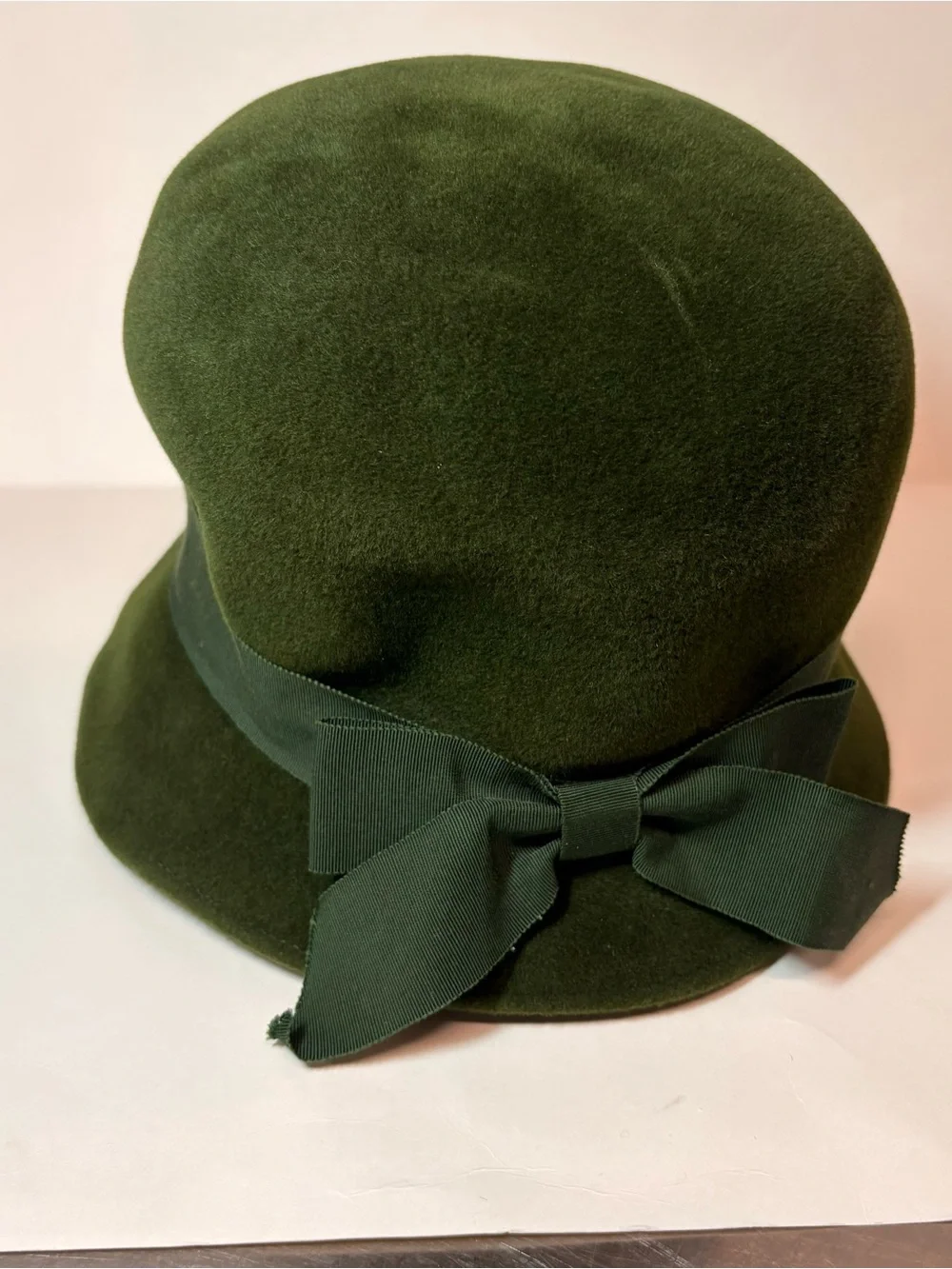 Vintage Marced Modes 1960 Women’s Green Felt Cloche Hat